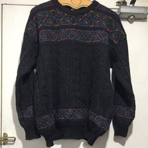 VINTAGE KANATA MADE IN CANADA CABLE KNIT WOOL SWEATERS SIZE L